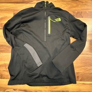 The North Face Women’s‎ Large Black/Green Quarter Zip